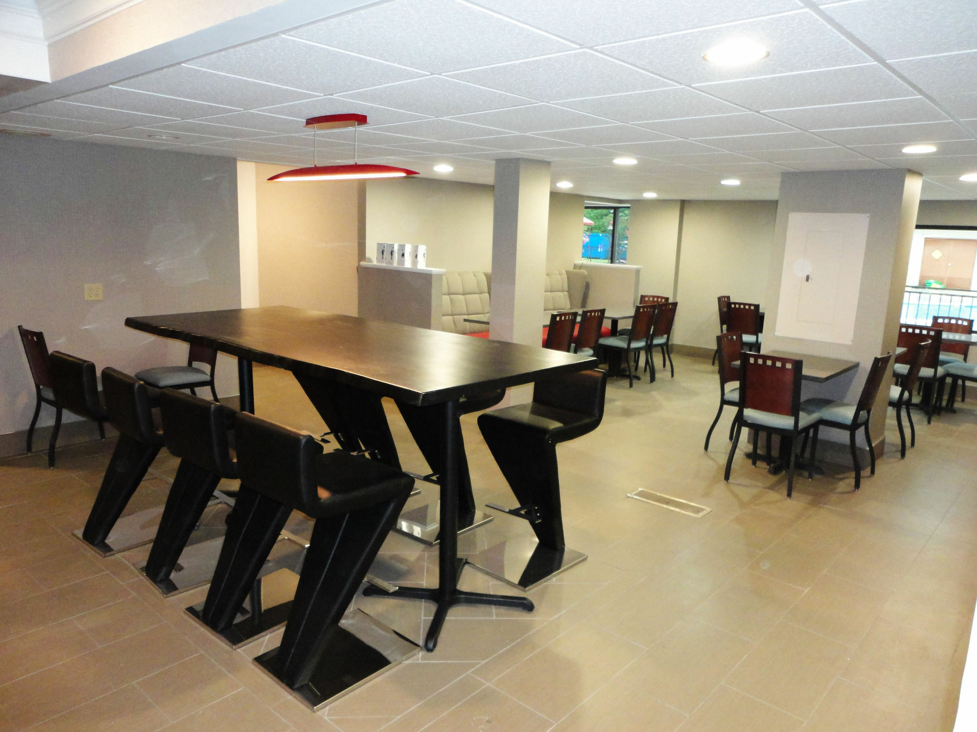 Ramada By Wyndham Tuscaloosa Hotell Exteriör bild